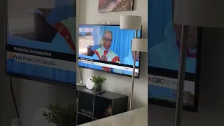 pope francis in canada 🇨🇦 89 yrs old mom watching