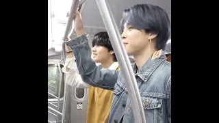 Vmin roleplaying as two strangers who met on the subway 😂💜