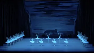 SWAN LAKE : Dance of the swans (act 1) | Bolshoi Ballet in Cinema 21/22 season