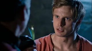 Merlin – 1x04 – The Poisoned Chalice – Uther Has Arthur Thrown in the Dungeons