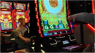 老虎机《RM1000系列》03集：真的！中满了财神图案（GIGANTIC WIN！），赔率就。。。，赌场，slot game