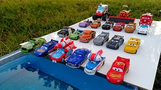 Disney Pixar Cars : Lightning Mcqueen, Cruz, Storm, Mater, Finn, Guido, Holley, Smokey, Hudson