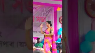 Moinakon Bakhor Assamese Shorts status, Subasana Dutta Live Stage Program Dhupdhara Bikali College