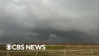 Severe storms cause damage, leave thousands without power in Texas and Louisiana