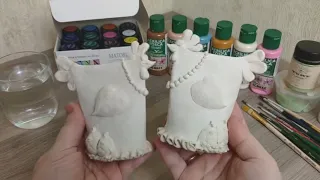 Ceramic-style decorative paperclay chicken