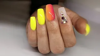 Ombre egy kis strasszal / Nail tutorial