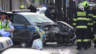 NEHODA POLICEJNÍHO VOZU V CENTRU PRAHY