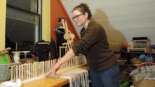 Building a peg loom