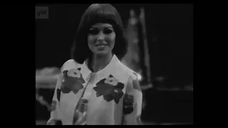 Eurofashion 1969 competition presents lovely Joanna Lumley as one of the mannequins.