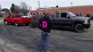 Tug O' War - Ty's Duramax Dually vs.Powerstroke F350