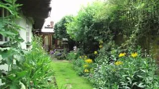 An English Country Garden