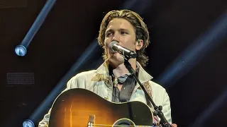 Drake Milligan  - Pretty Woman - live at the C2C Festival in London's O2 Arena