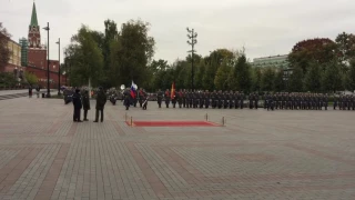 Утренний развод солдат у кремля