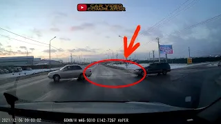 Idiots In Cars - Car Crashes Compilation 2021 From Russia - December 2021 #2