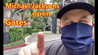 I almost made it into Michael Jackson’s former house in Beverly Hills since the gates were open￼