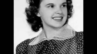 Judy Garland...Over The Rainbow (Rare Version)