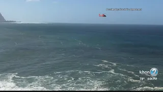 Rescuers search off Kauai for woman swept out to sea