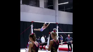 Morgan Hurd Hits Bar Routine With Stuck Dismount - Day 2 Training - 2017 World Championships