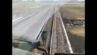 The train hit a cow.Поезд сбил корову