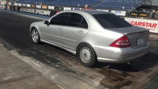 650hp Mercedes C55AMG VS Porsche  GT3 drag race