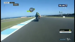 Crash Zarco vs Marquez MotoGP 2018 Australia