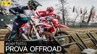 Beta 125 Enduro TEST 2 tempi vs 4 tempi: sfida in pista! [ENGLISH SUB]