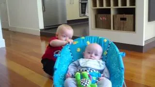 Baby's priceless reaction after scaring younger cousin