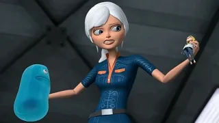 Ginormica grabs Dr. Cutters and B.O.B. [from Monsters vs Aliens (TV Series)] {Giantess}