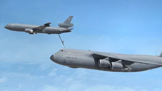 US Largest Aircraft Slowly Approaches Tiny Air Tanker for Dangerous Aerial Refueling