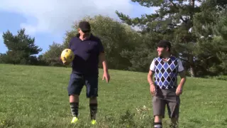 Règles du Footgolf avec Pierre Ménès