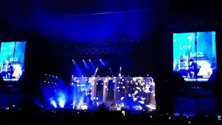 Live and Let Die - Paul McCartney (Detroit 7/24/2011)