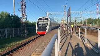 Электропоезд ЭГЭ2Тв-001(3.0). Станция Фрязево.