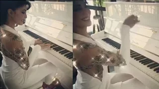 Jacqueline Fernandez playing piano. [ amazing piano playing]