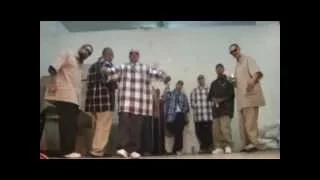 la familia_nuevo video official_mr.gesck,rulz one,pelon g,machete,krockilla,davis,kache_2013.