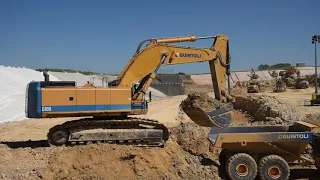 💪 High productivity - Caterpillar 385C loading articuled dump trucks - Part 2