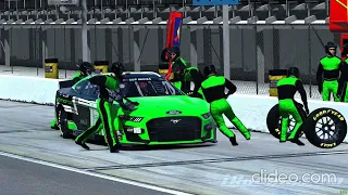 Nascar pit stop on iRacing