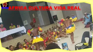 "Baile tradicional zulú: una tradición africana"