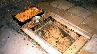 Jesus ascended into heaven from here. Look at his footprint. Chapel of the Ascension, Jerusalem