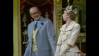 Jacques François drôlissime dans "N'écoutez pas, mesdames!", scène du quiproquo- Sacha Guitry - 1986