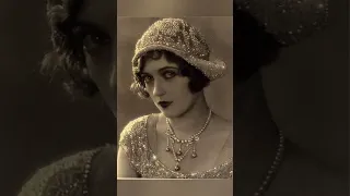 Vintage Portrait/ Cinematic Music موسيقى  هادئة