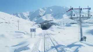 Train in Snowfall at Quetta Kolpur | Quetta Snowfall | Pakistan Railways | پاکستان