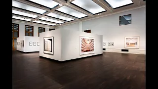 Bild und Raum. CANDIDA HÖFER im Dialog mit der Sammlung Fotografie der Kunstbibliothek Berlin