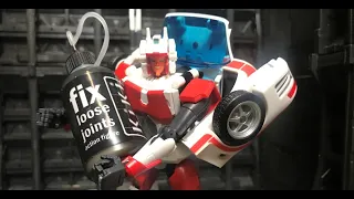 TRANSFORMERS - YOU NEED THIS - KIKI FIX LOSE JOINS ACTION FIGURES - REVIEW