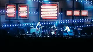 Silverchair - Freak (Live Across The Great Divide 2007) HD