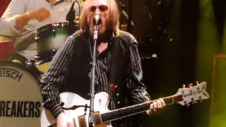 Tom Petty & The Heartbreakers 2017-07-29 Wells Fargo Center Philadelphia, PA  "Refugee'"