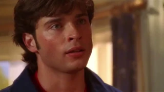 Smallville 5x07 - Paranoid Clark attacks the Kents