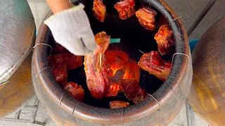 ANCIENT BBQ | crispy clay pot roasted pork belly! | Thai Food