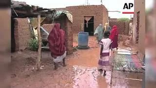 Heavy rain and flooding has killed 17 people and left thousands of houses demolished in central Suda