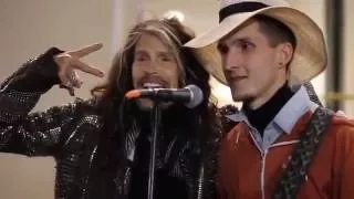 Aerosmith Steven Tyler sang with the street musician