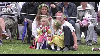 Glad Midsommar - як шведи святкують свято літнього сонцестояння